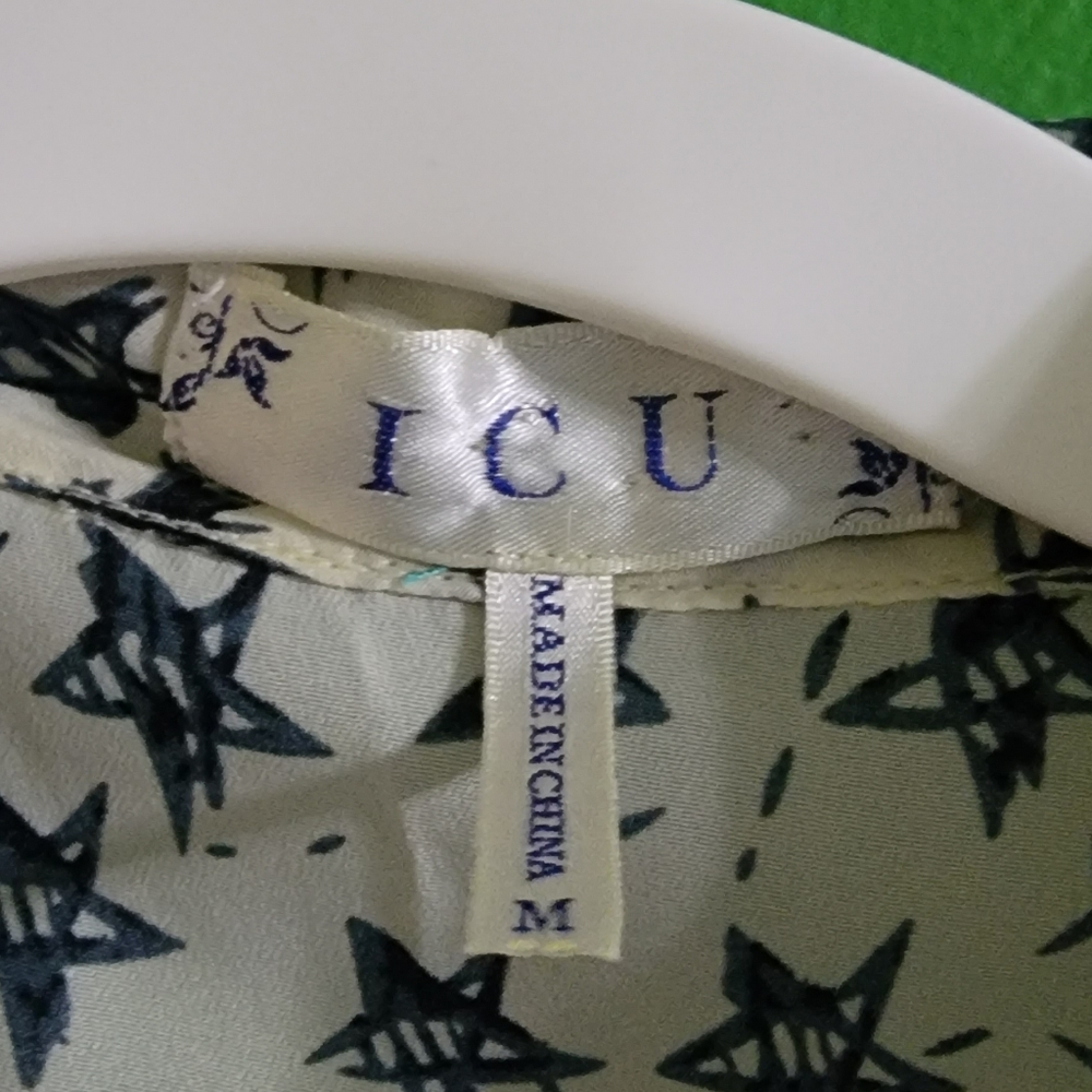 Stars romper with belt - Picture 3 of 3